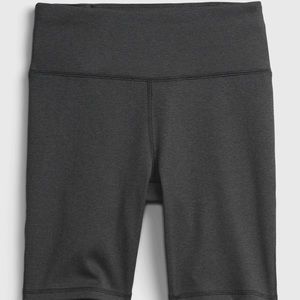 GapFit Brushed Tech Jersey Bike Shorts